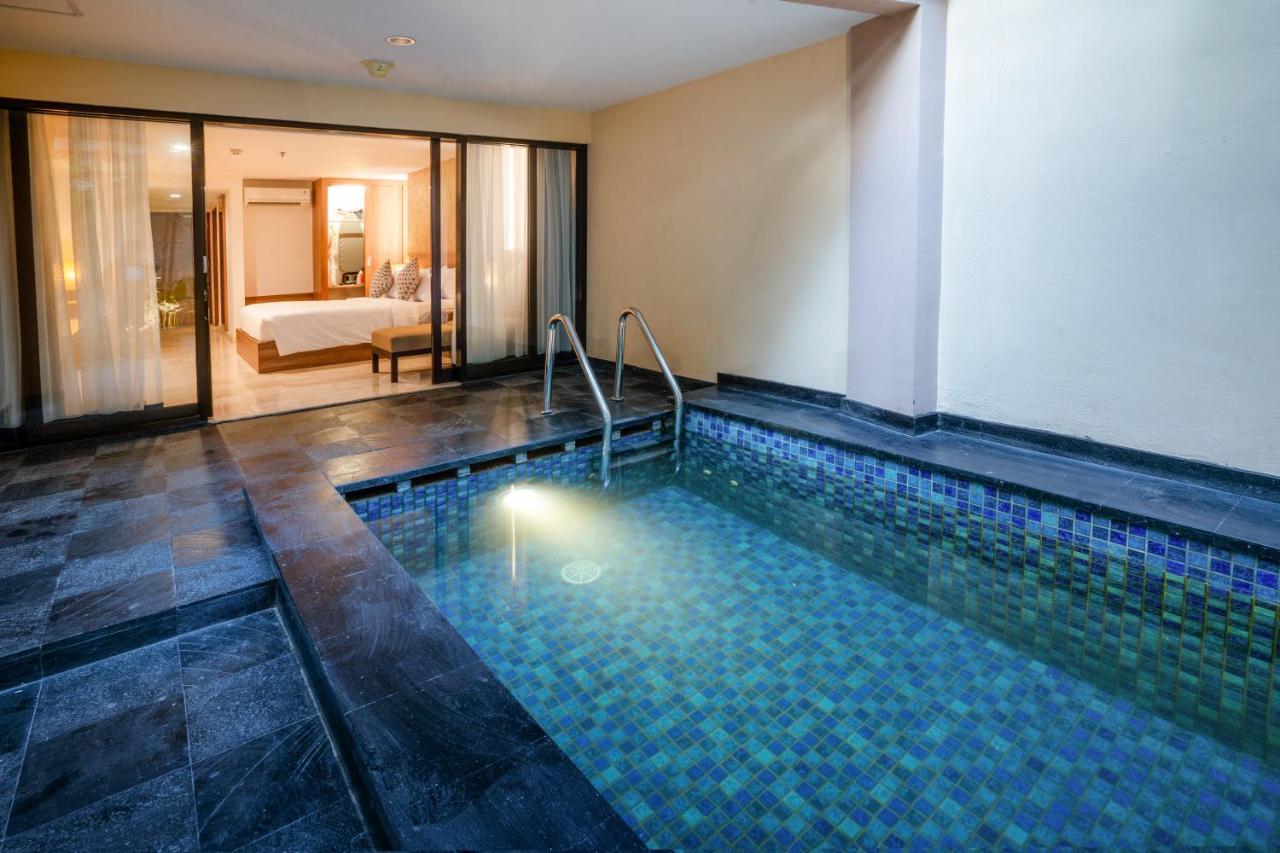 Hotel Cross Vibe Paasha Atelier Bali Kuta Kuta Lombok Zewnętrze zdjęcie