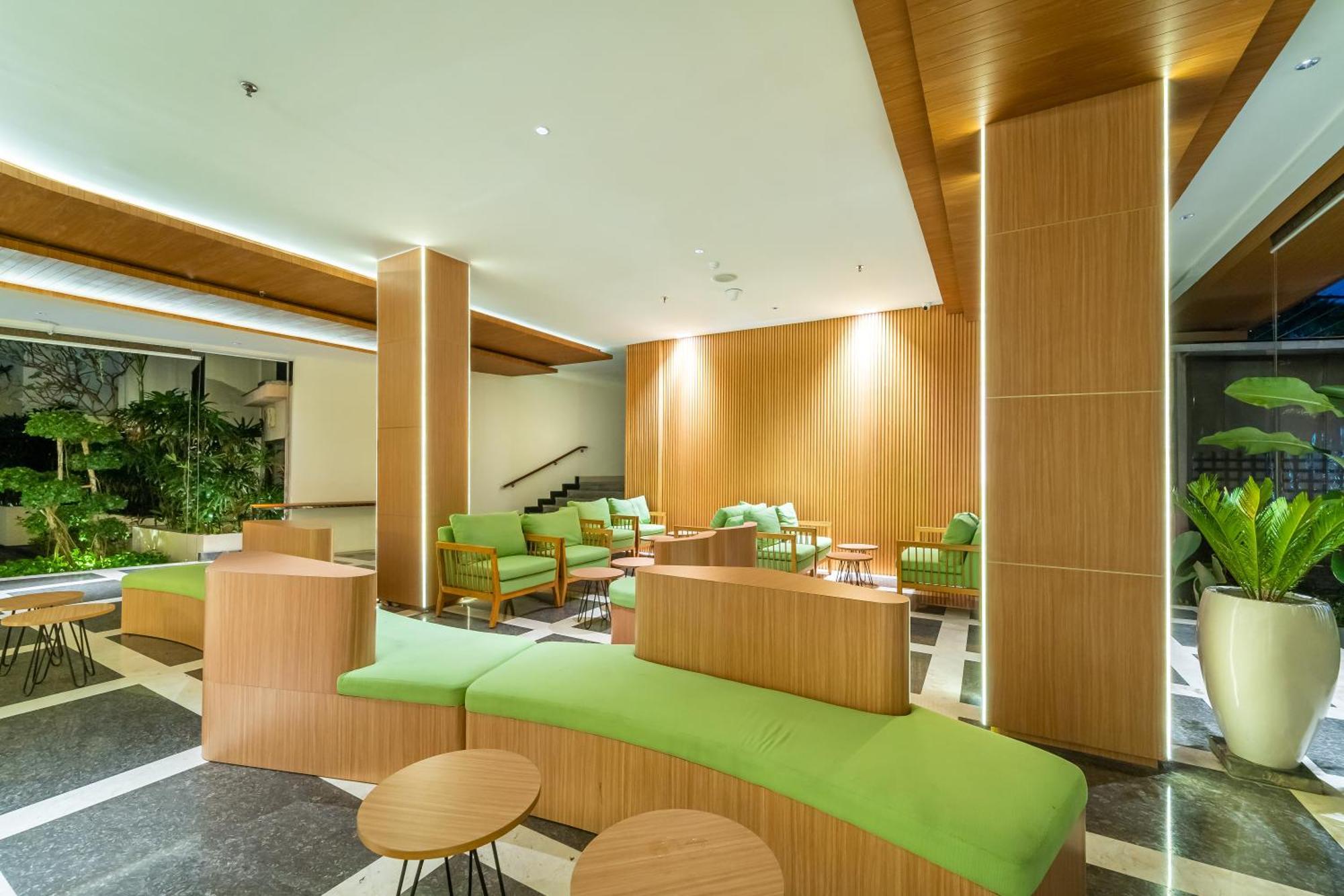 Hotel Cross Vibe Paasha Atelier Bali Kuta Kuta Lombok Zewnętrze zdjęcie