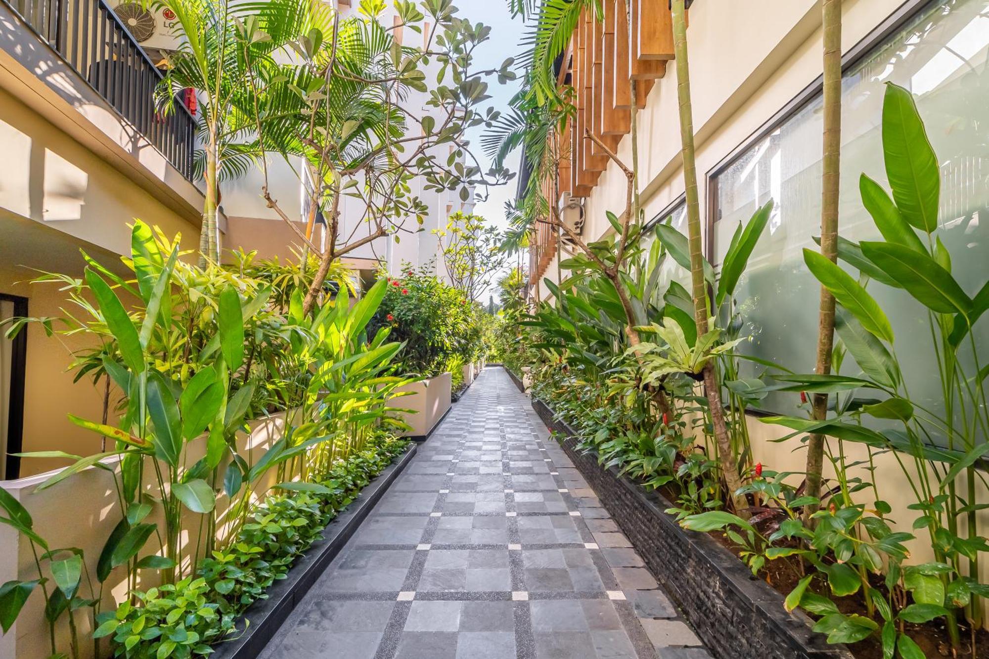 Hotel Cross Vibe Paasha Atelier Bali Kuta Kuta Lombok Zewnętrze zdjęcie