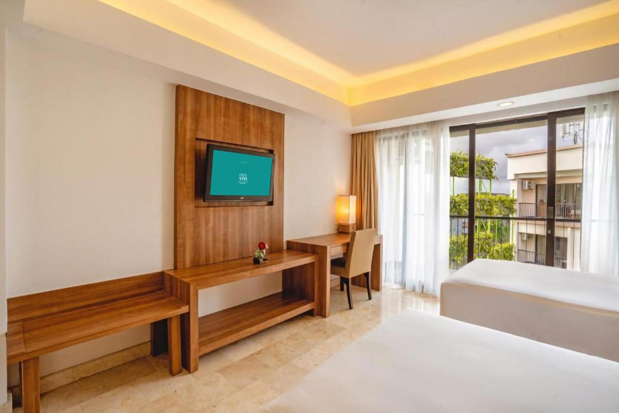 Hotel Cross Vibe Paasha Atelier Bali Kuta Kuta Lombok Zewnętrze zdjęcie