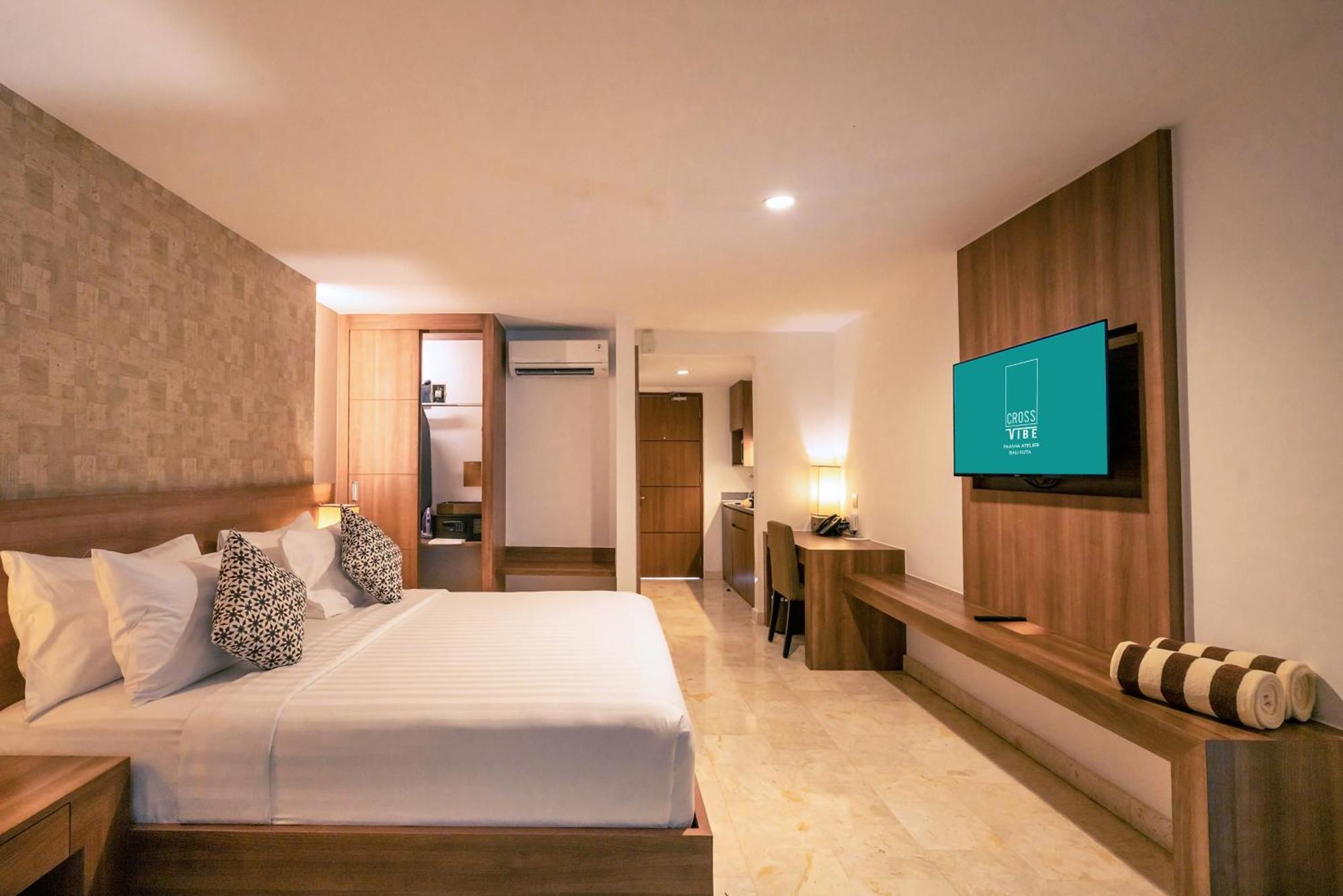 Hotel Cross Vibe Paasha Atelier Bali Kuta Kuta Lombok Zewnętrze zdjęcie